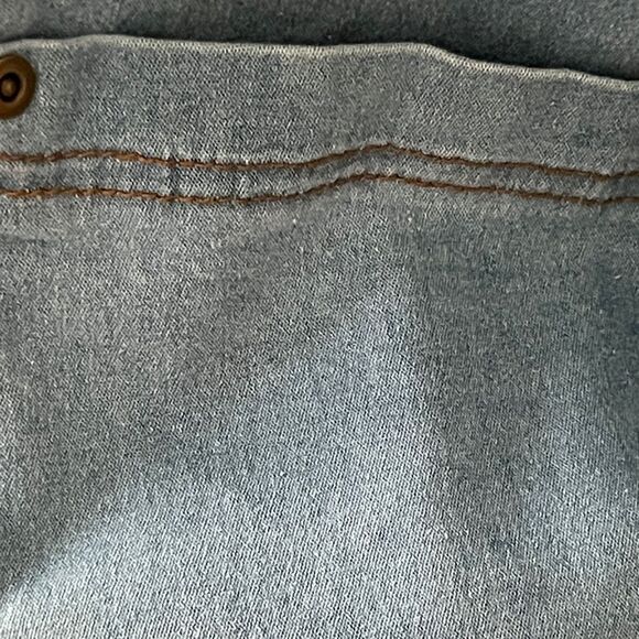 JUMP VTG Light Blue Denim Jacket Big Brass Buttons 1980’s MADE IN USA - Picture 4 of 8